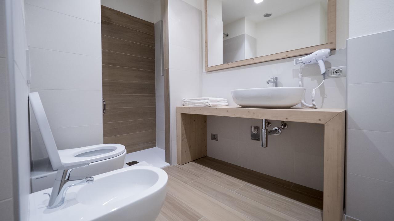 邦迪小屋酒店 利维尼奥 外观 照片